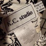 C. K. Studio Vintage Floral t Photo 3