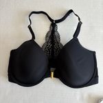 Lively Front Close T Photo 0