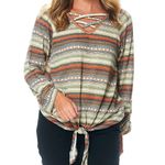 Absolutely Famous  Criss Cross V Knot Front Top 2X Photo 13