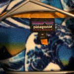 Patagonia Men’s XS / Women’s S Snap-T Hokusai Wave Fitz Roy Synchilla Fleece Photo 6