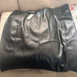 VERO MODA Black Knee-Length Pencil Skirt for Work Photo 0