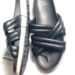 Time And Tru  Women's Cross Strap Black Sandals Sz 6 Photo 2