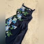 Kay Unger NWOT  Barbara Floral Sleeveless cape navy Gown Sz 2 Photo 4