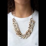 Paparazzi  Necklace ~ Comin In HAUTE - Brown Photo 2
