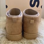 SO NWT
 Lupita Women's Cozy Mini Boots Photo 4