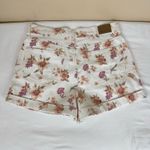 American Eagle  Women’s High-Waisted Floral Denim Shorts Size 6 Photo 4