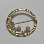 Monet Signed Gold Tone Brooch Pin - Swirled Circle With Faux Pearls Design Photo 3