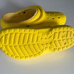 Crocs classic lined yellow clogs Photo 4