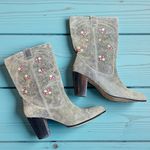 Seychelles  Gray Leather Floral Embroidered Western Boots Women’s 11 M Photo 0