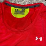 Under Armour  red athletic t shirt size small Photo 1