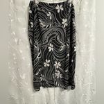 Women’s Black Floral Straight A Line Polyester Spandex Skirt Size Large EUC Photo 1