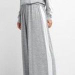 Gap  Extra Wide Leg 90s Oversized Softspun Pants with side stripe size small Photo 0