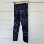 Beyond Yoga Women’s Small Blue White Leggings Pants Tie Dye Photo 1