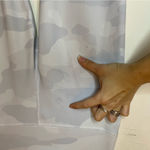 Alo Yoga High Waisted Vapor Active Legging 7/8 Camo White/Gray Sz Medium READ Photo 6