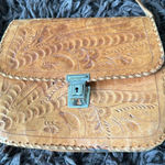 None Vintage hand tooled Mexican leather crossbody bag Photo 0