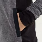 Lululemon Post Chaturanga Women’s Pullover Black / Ambient Grey / Black Size 6 Photo 3