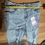 Refuge NWT JRS/women 11 -Cali , ultra high rise skinny distressed stretch denim. Photo 6