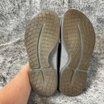 OOFOS OOriginal Sandal M5 W7 Gray Size 7 Photo 4