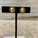 Christian Dior  Signed Gold Iridescent Pearl Crystal Clip On Earrings Size Photo 4