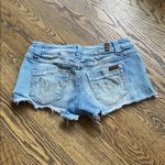 Zana Di Women's Distressed Denim Shorts Photo 1