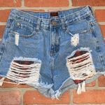 High waisted distressed flannel patch jean shorts Photo 0