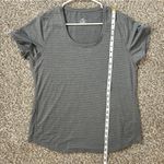 🦋 Road Runner Grey Striped Lightweight Short Sleeve Tee Activewear Workout Photo 5