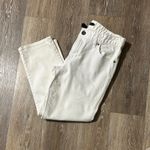 Calvin Klein -Women's Mid Rise White Cropped Jeans EUC Photo 5