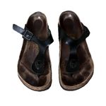 Birkenstock Gizeh Sandals L9 M7 Black Patent Leather Birko-Flor Thong Boho Photo 3