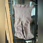 SKIMS  Shapewear Shorts seamless sculpt high waisted above knee sienna nude taupe Photo 1