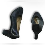 Salvatore Ferragamo  Womens Black Leather Italy Pump Heels Size 9.5 4AAAA Photo 4