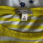 Gap Women's Cap Sleeve Medium Basic T Shirt Yellow White Grey Stripes. Photo 6