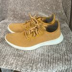 Allbirds  Womens 9 Tree Runner Shoes Mustard Yellow Sustainable Lux Honey‎ Photo 3
