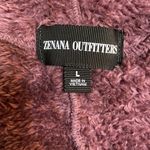 Zenana Outfitters Purple plush polyester long open-front hooded sleeveless cardigan Photo 4