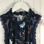 Eyeshadow Junior’s Floral Navy Flowy Tank Top Sz XS Photo 3