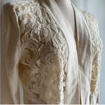 Covington  Vintage crop top sweater Elegant Cream Lace Cardigan long sleeve M Photo 7