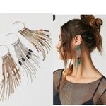 Free People -Chloe Ear Party Ear Chain-Gold /Black Photo 1