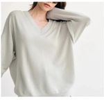 Jenni Kayne XS Charlie cashmere V-neck sweater Quiet Luxury Designer Old Money Photo 1