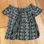 Xhilaration Xhileration Off Shoulder Olive Green Patterned Blouse Photo 0