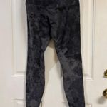 Lululemon 8 Diamond Dye Leggings Photo 2