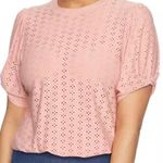 Kim And Cami pink eyelet twist blouse size small Photo 0