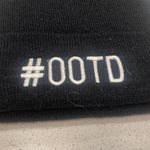 Black Ootd Beanie Photo 1