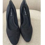 Anne Klein Classic IFLex Black Suede Pump, S75 Photo 1