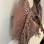 G.I.L.I.Snake Fringe Stirrup Shoulder Red/Brown Patent Suede Bag. Photo 6