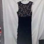 Betsy and Adam Black lace bodice Sleeveless Scoop Neck DRESS WO SIZE 18. BACK ZIP Photo 12