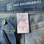 No Boundaries  Mom Jeans Photo 1