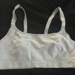 Nike  Women's White Sports Bra Photo 0