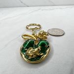 SFJ Vintage Gold Tone Metal Frog Lily Pad Keychain Keyring Photo 6