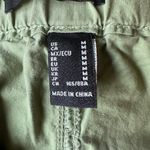 Forever 21 NWT Zipper-Pocket Cargo Pants in Olive Green - Size M Photo 11