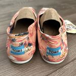Toms Classic Coral Printed Palms Canvas Casual Slip On Flats Size 9.5 Photo 4