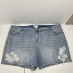 Lane Bryant Plus 26 Shorts Flex Magic Mid Rise Girlfriend Lace Appliqué Cut Off Photo 1